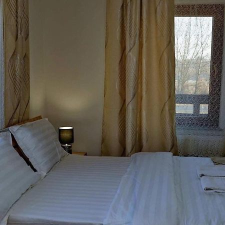 Casa Vadeanu Hotel ซิกเกตู มาร์มาซีเอ ภายนอก รูปภาพ